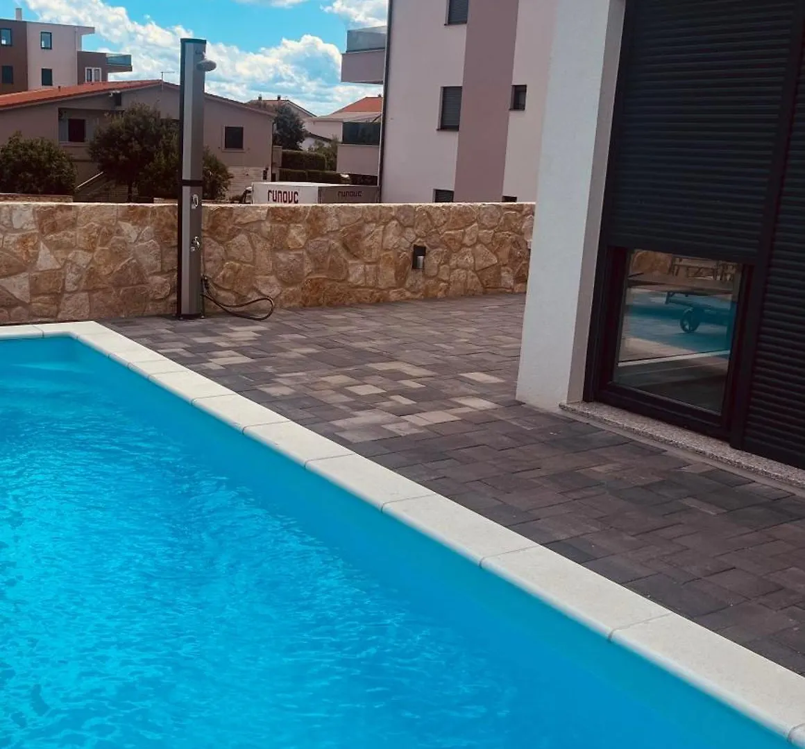 Villa Villela Mandre - The Ideal Luxury Coastal Family Paradice With Private Pool & Seaview